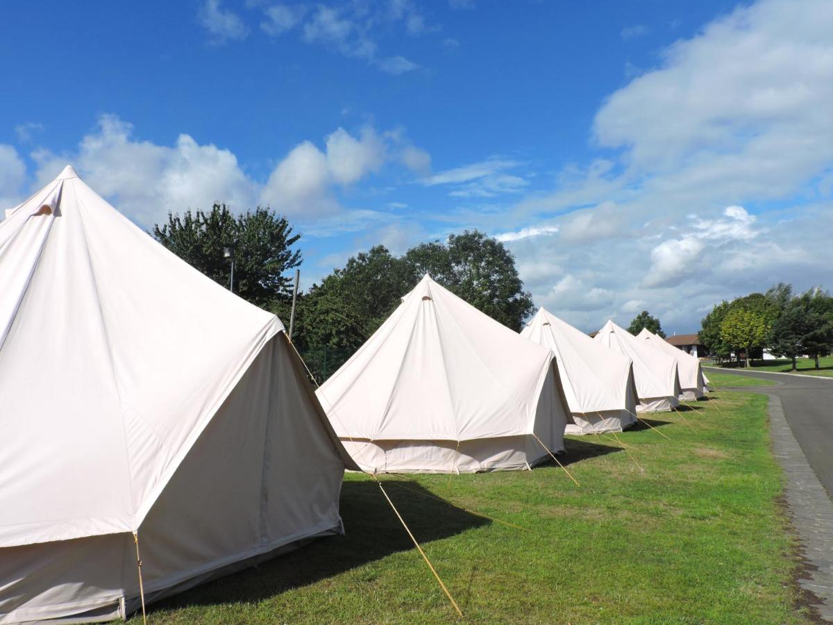 Edinburgh Festival Camping Hotel Ingliston Exterior foto